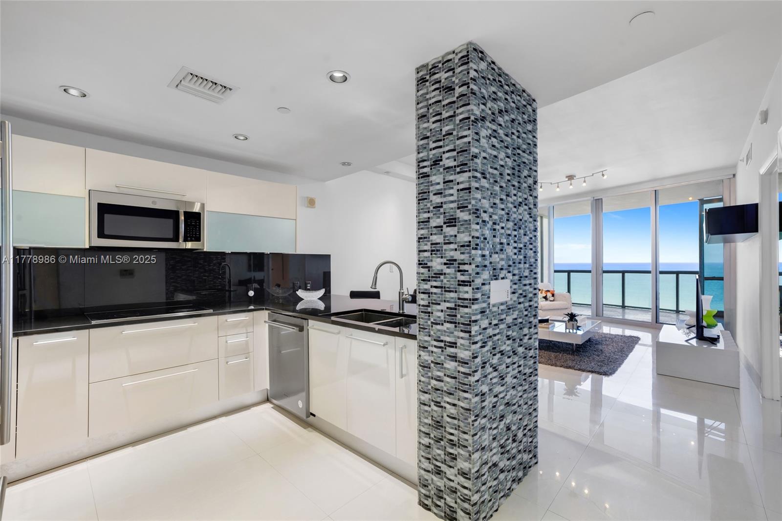 17121 Collins Ave #1406, Sunny Isles Beach FL 33160