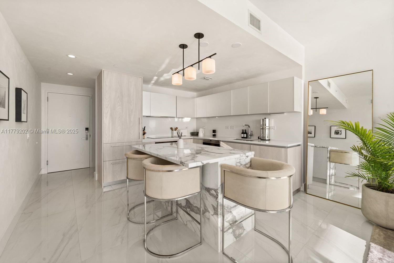 3131 NE 7th Ave #3105, Miami FL 33137