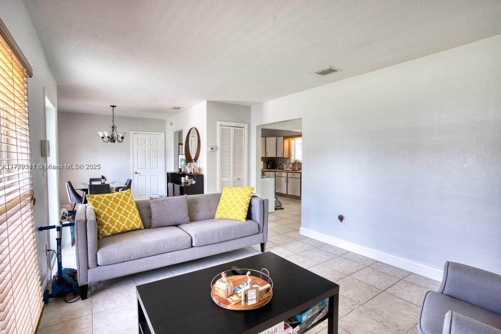18033 SW 89th Pl, Palmetto Bay, Florida image 4