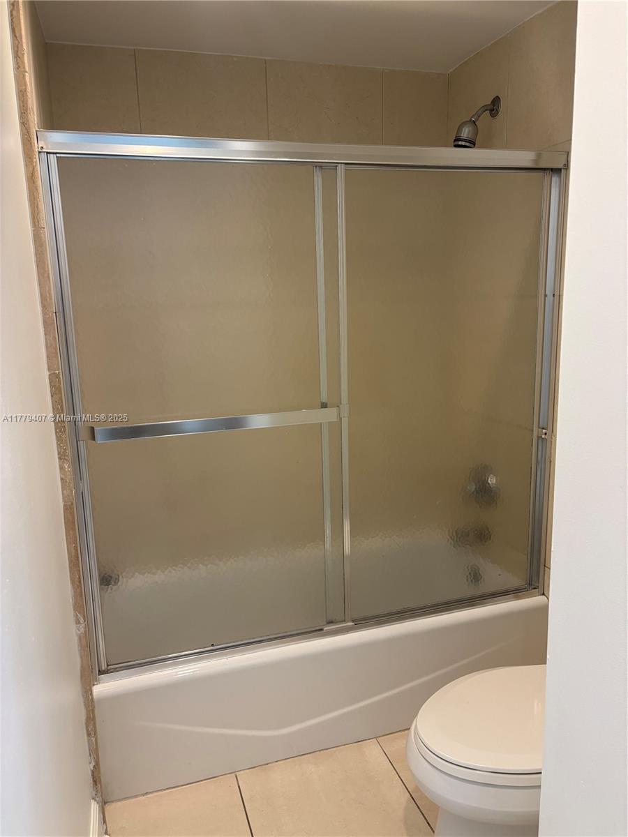 Listing Photo 12