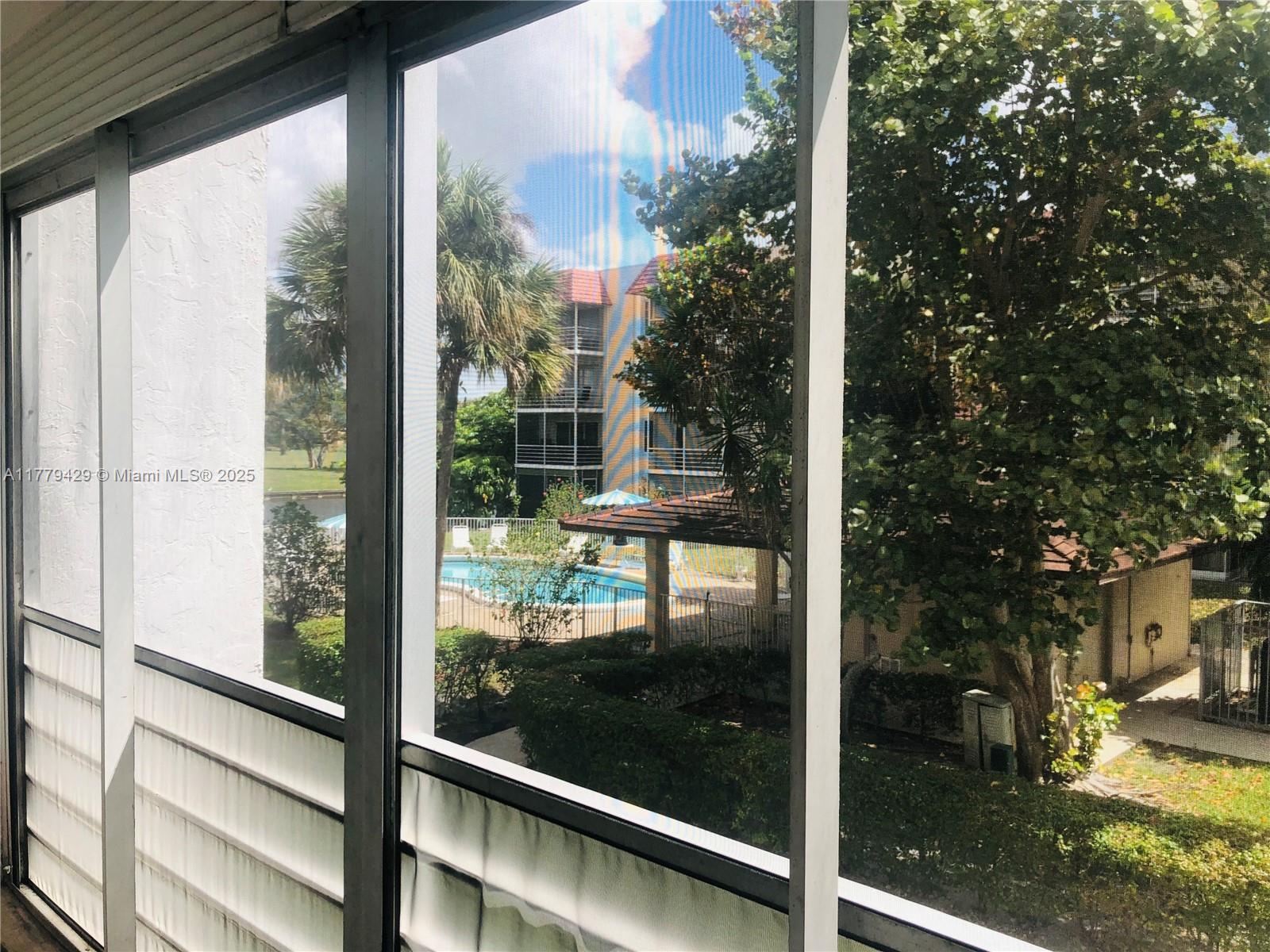3776 Inverrary Blvd #205R, Lauderhill, Florida image 12