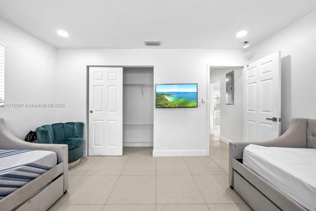 820 W Chaminade Dr, Hollywood, Florida image 23