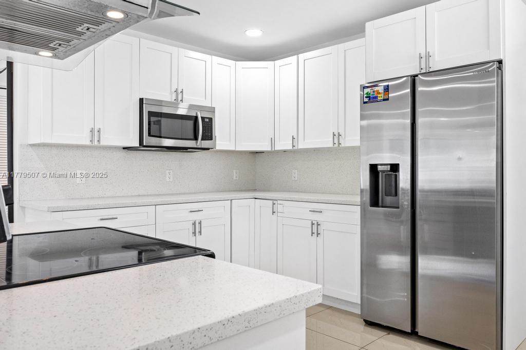 820 W Chaminade Dr, Hollywood, Florida image 9
