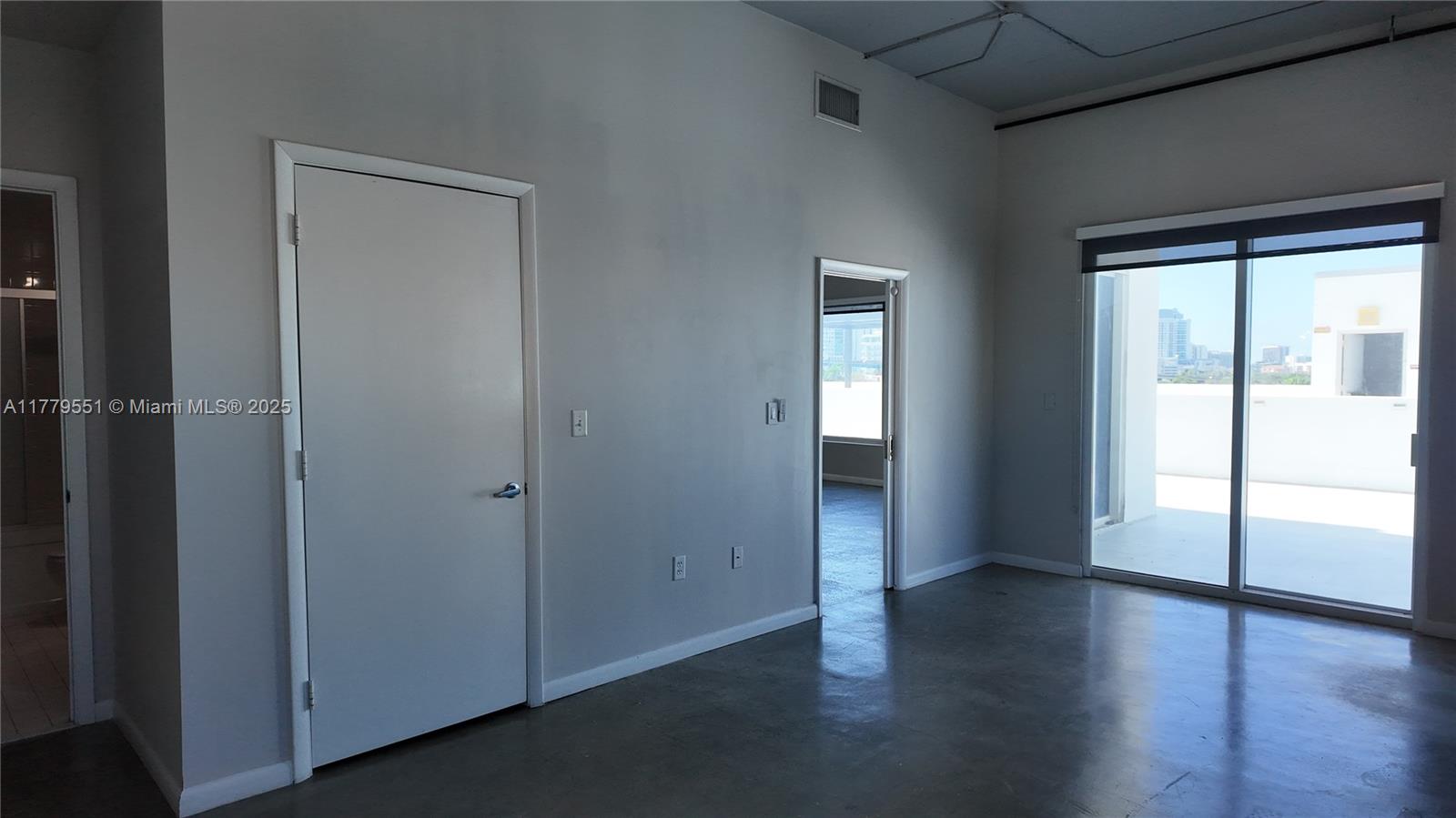 Listing Photo 20