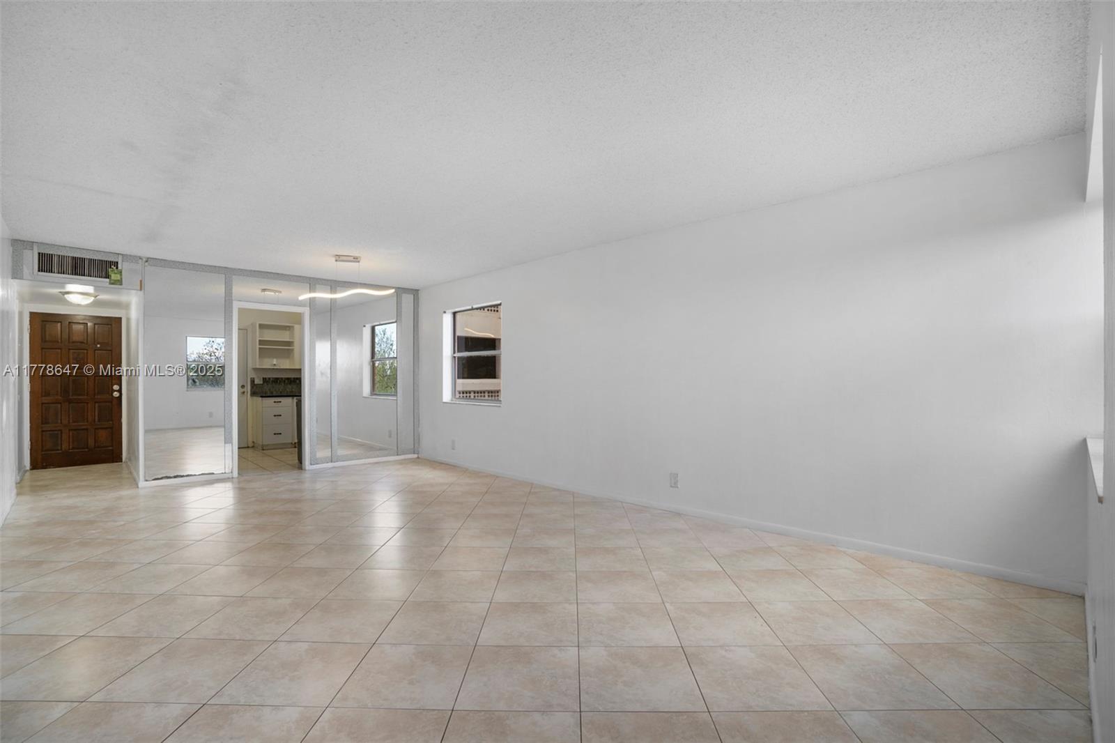 3301 Spanish Moss Ter #503, Lauderhill, Florida image 2