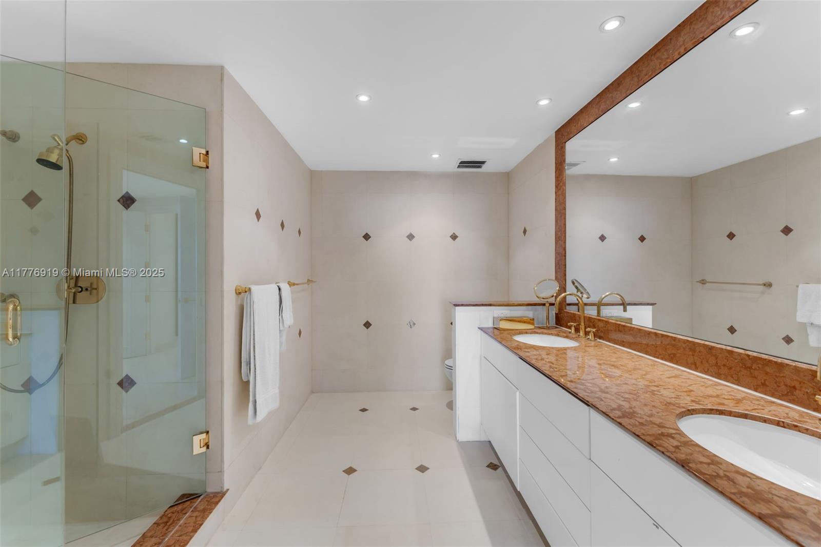 151 Crandon Blvd #725, Key Biscayne, Florida image 27