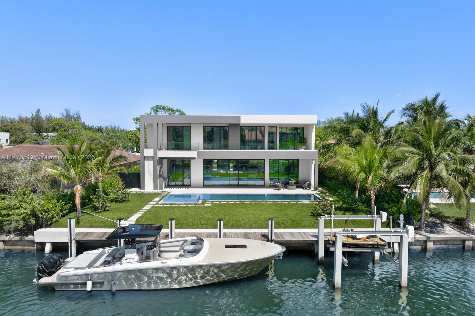 493 Holiday Dr, Hallandale Beach, Florida image 1
