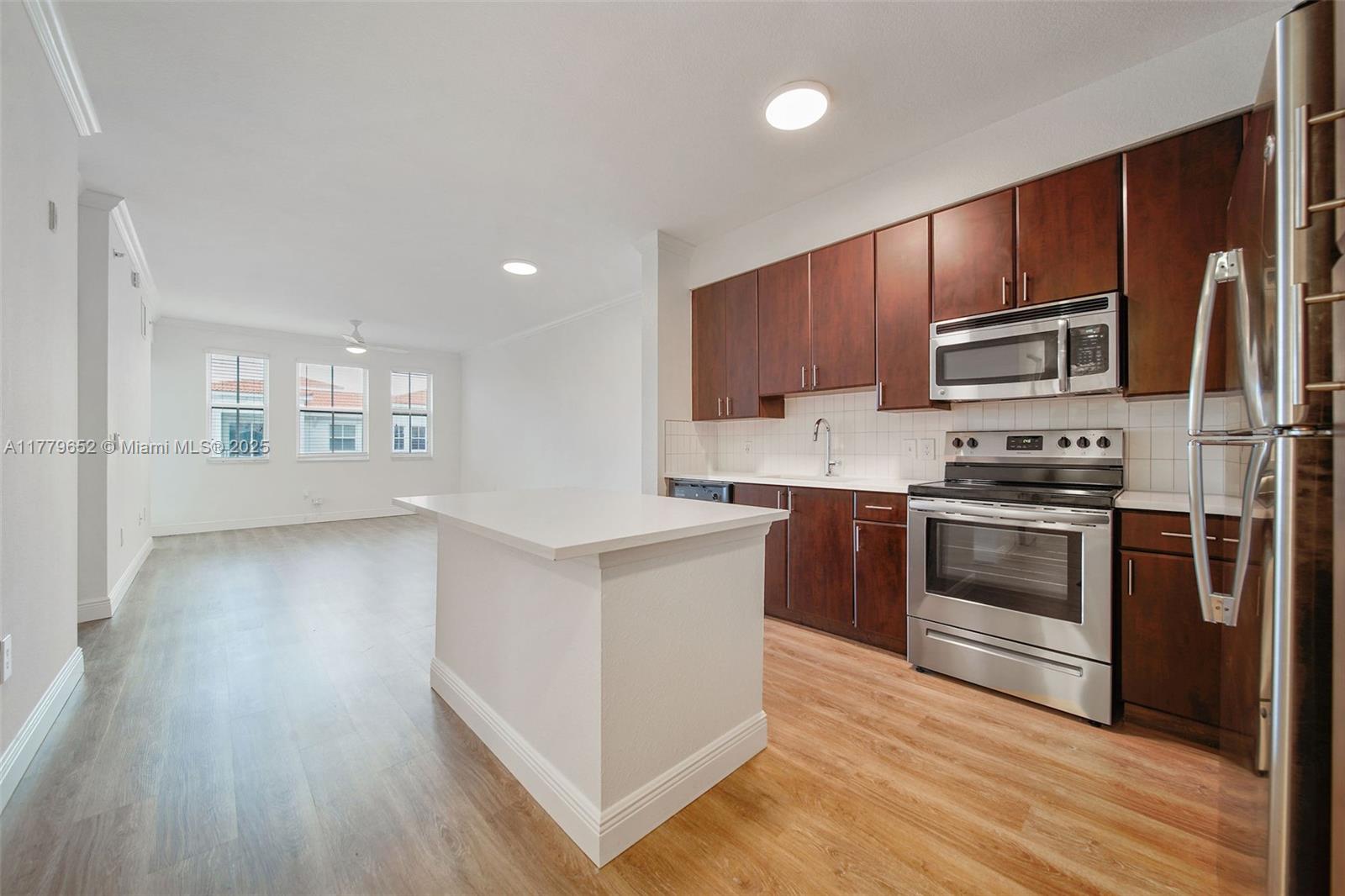 Property photo # 2
