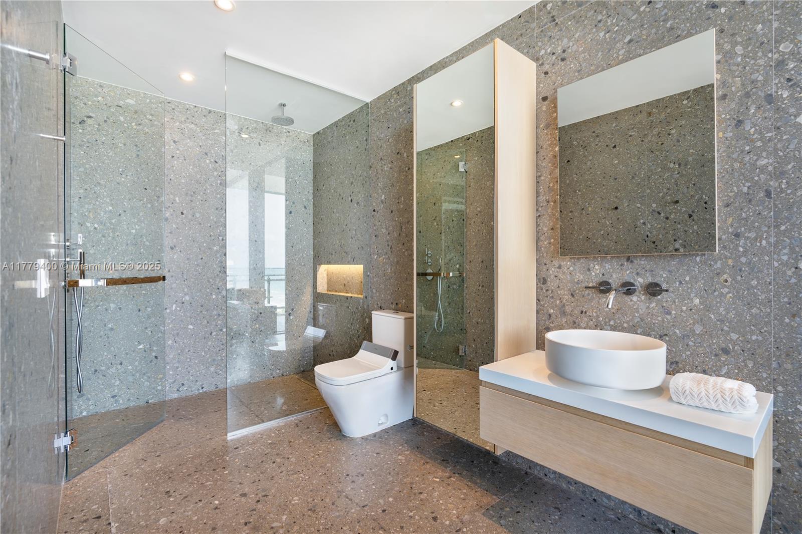 8701 Collins Ave #1103, Miami Beach FL 33154