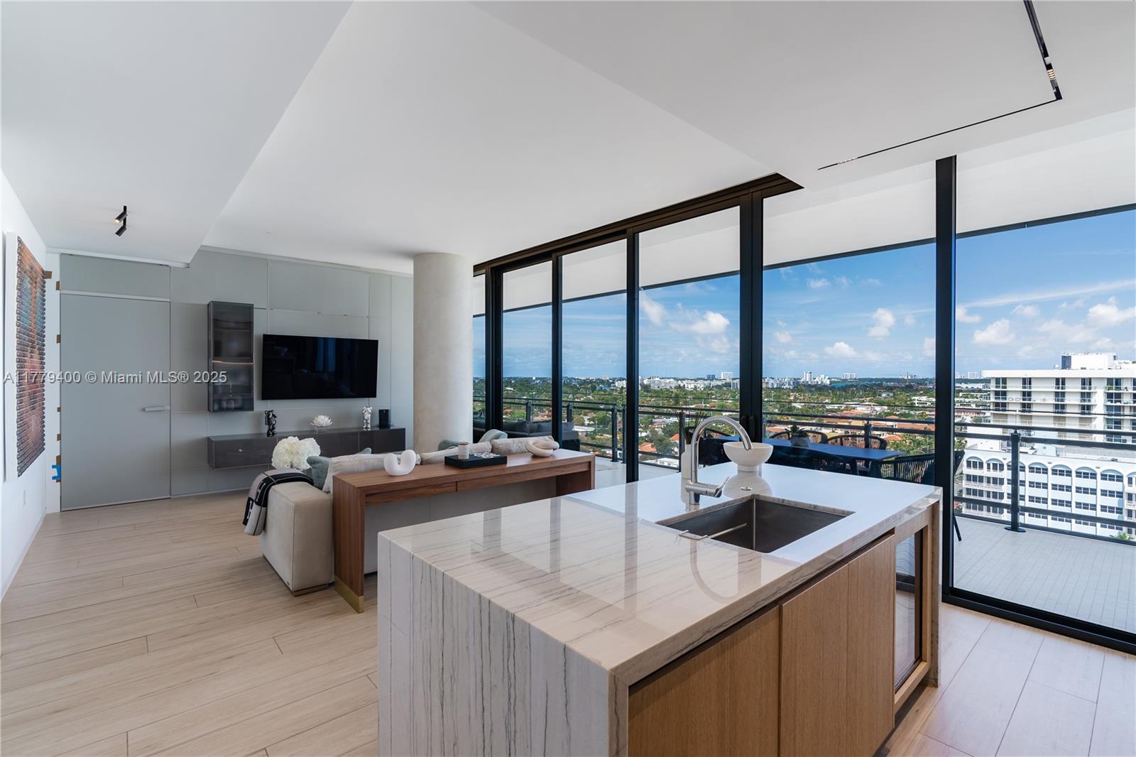 8701 Collins Ave #1103, Miami Beach FL 33154