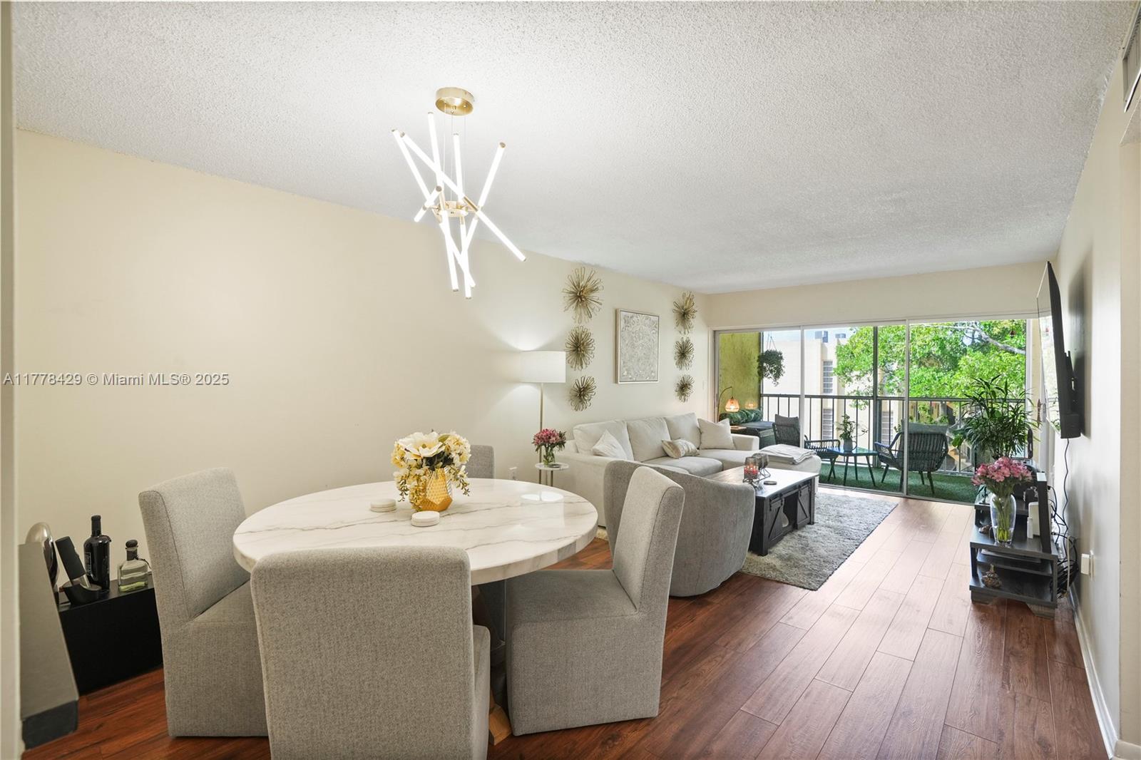 471 N Pine Island Rd #D405, Plantation, Florida image 23