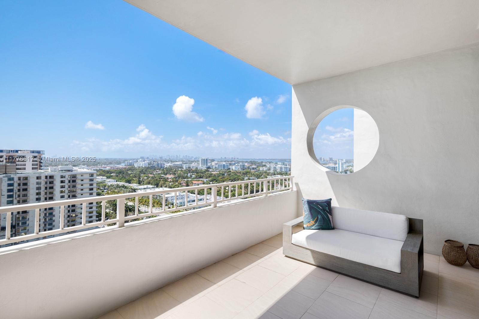 10205 Collins Ave #PH3, Bal Harbour, Florida image 27