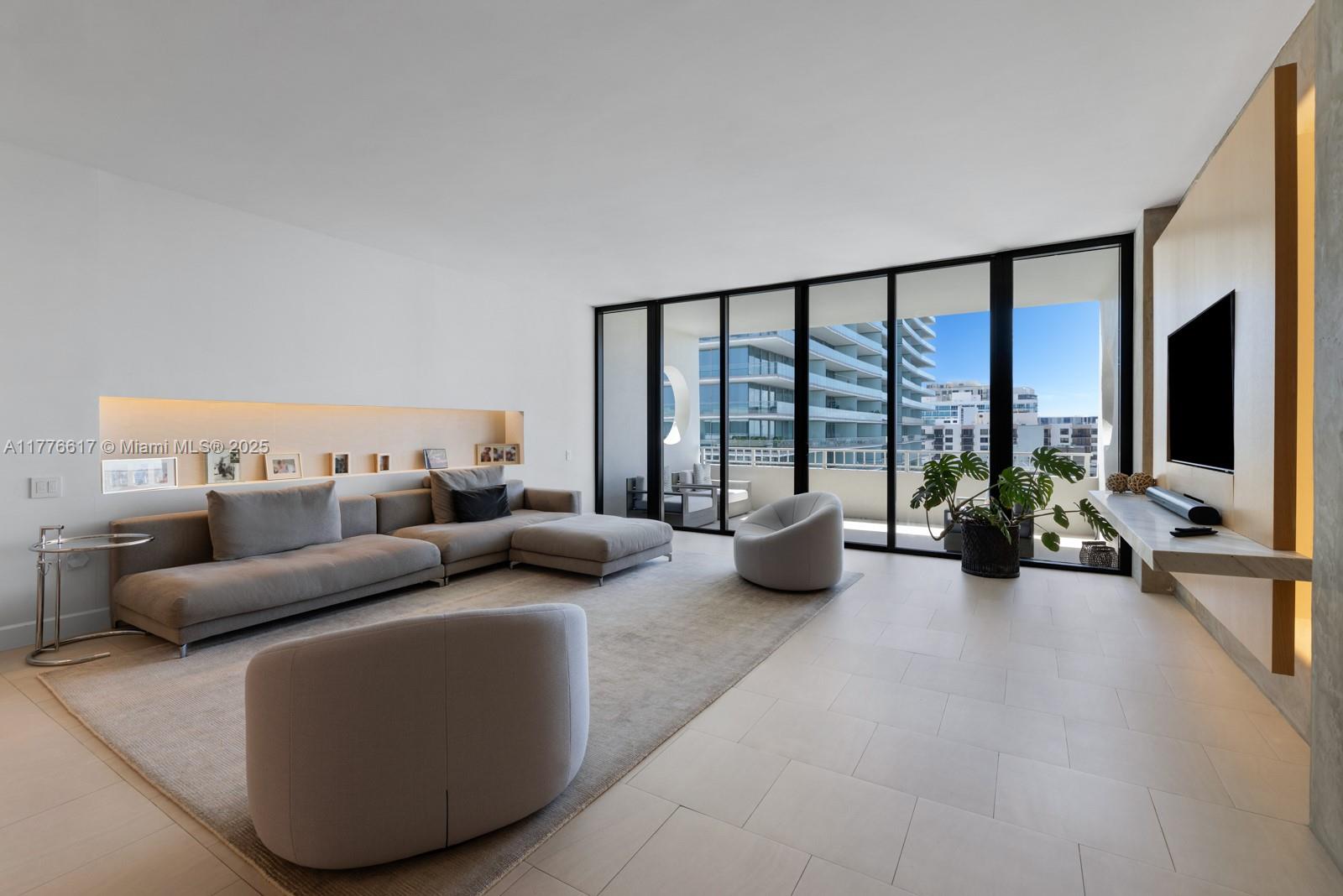 10205 Collins Ave #PH3, Bal Harbour, Florida image 3