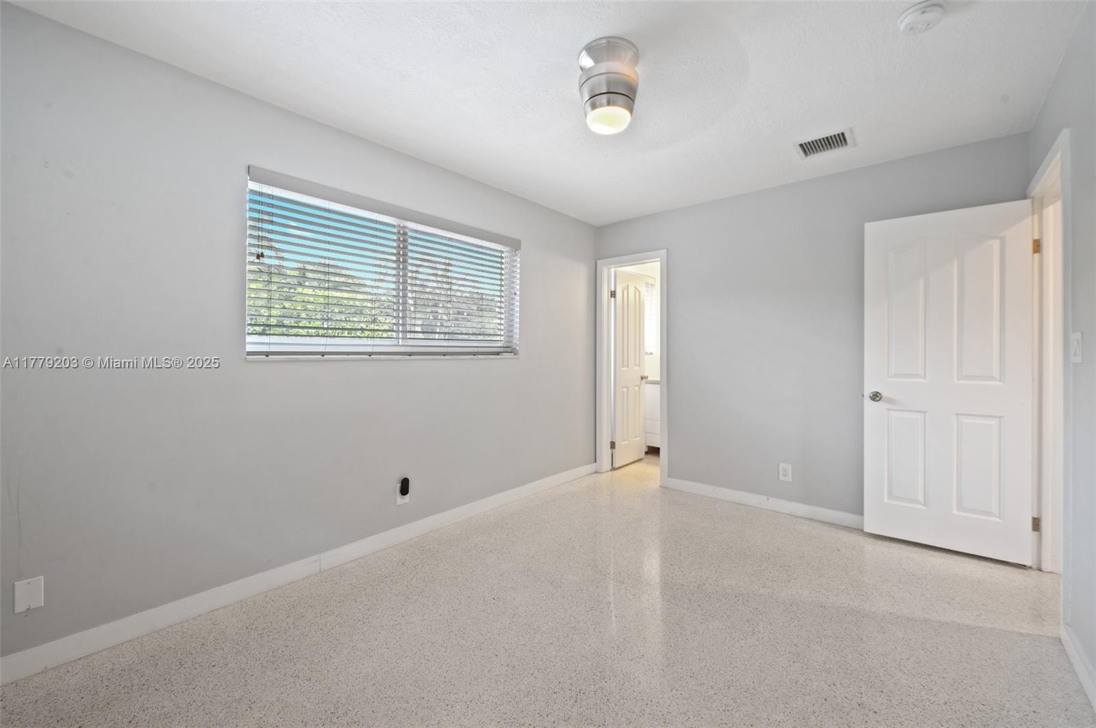 5911 NE 21st Ter, Fort Lauderdale, Florida image 10
