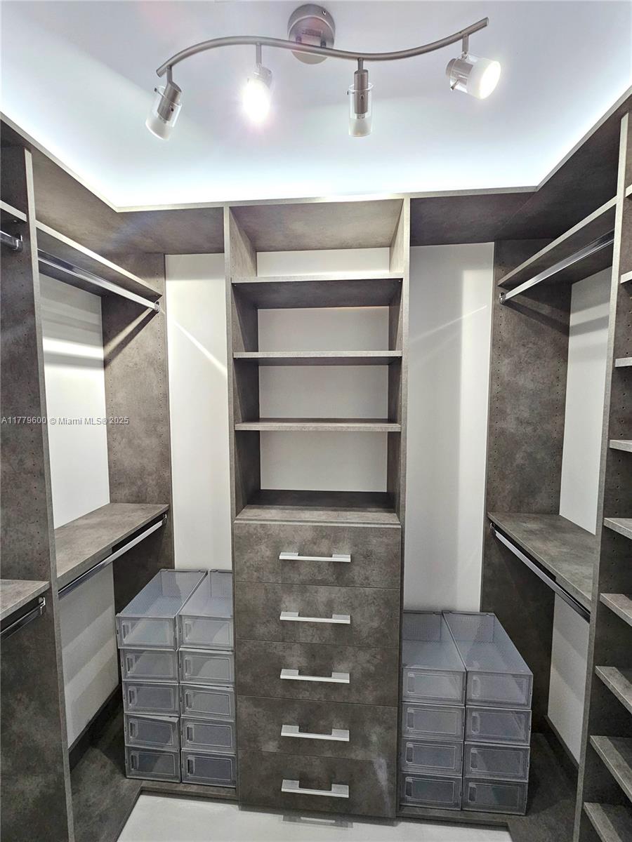 1150 S Biscayne Point Rd, Miami Beach, Florida image 17