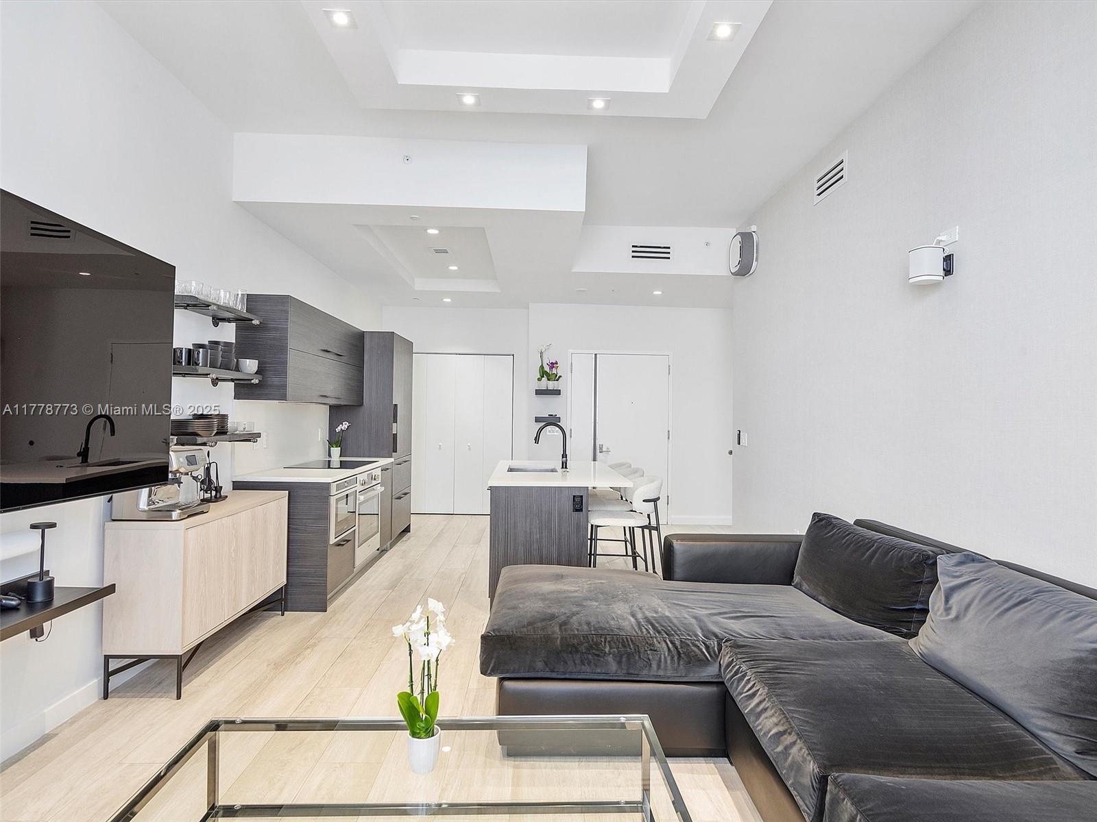 Condo for Rent in Miami, FL