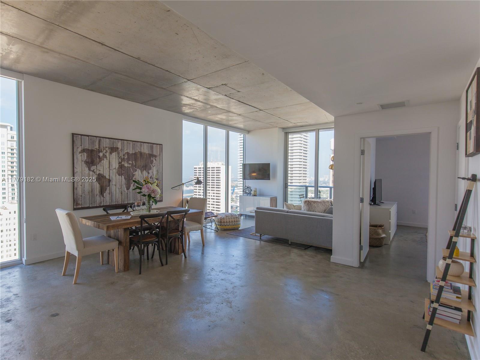 Listing Photo 16