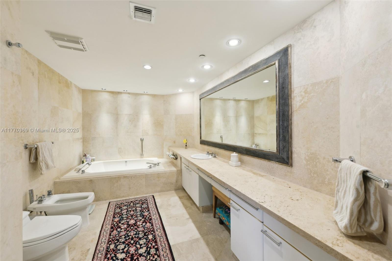 9999 Collins Ave #11A, Bal Harbour, Florida image 17