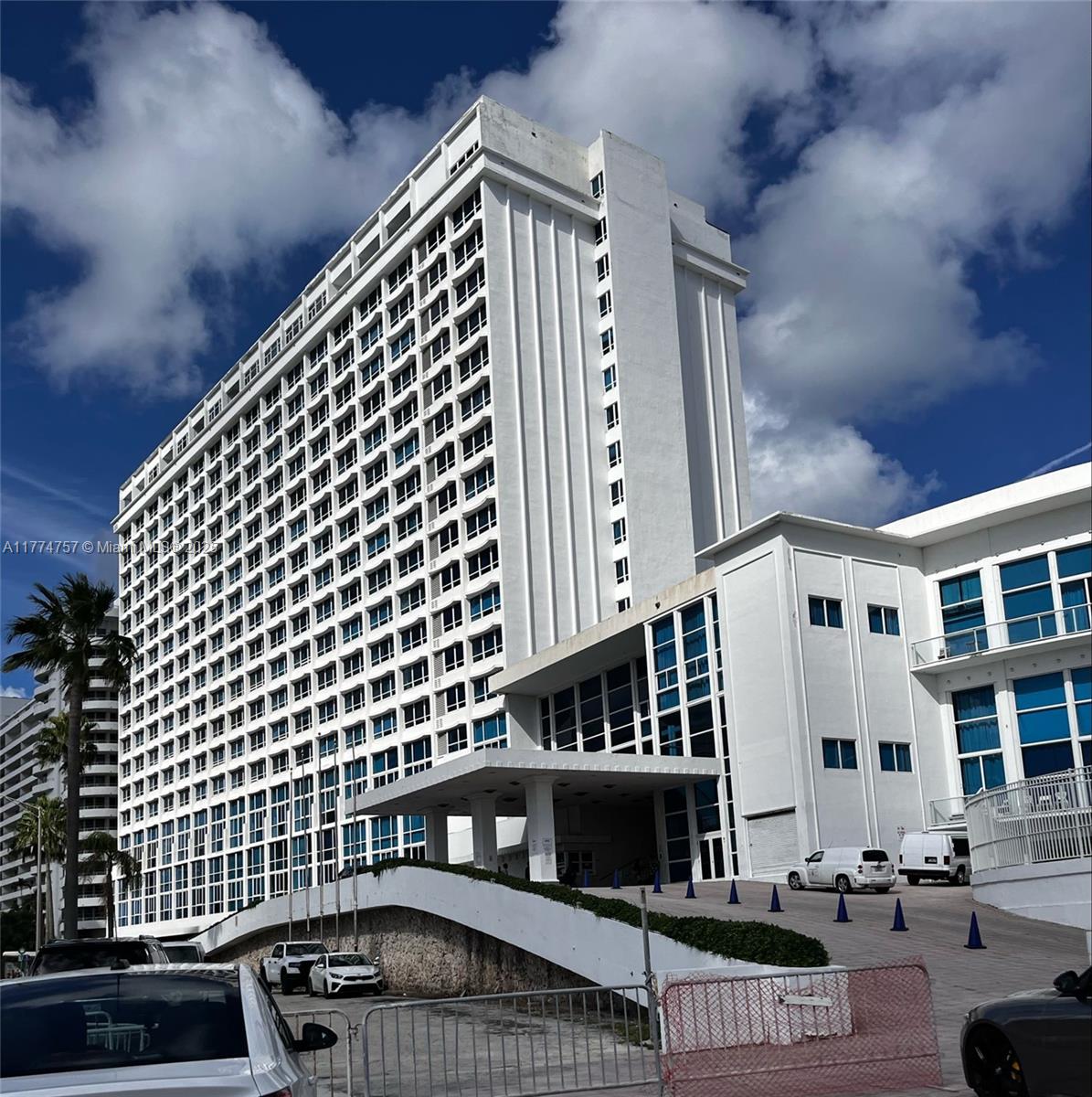 Condo for Sale in Miami Beach, FL