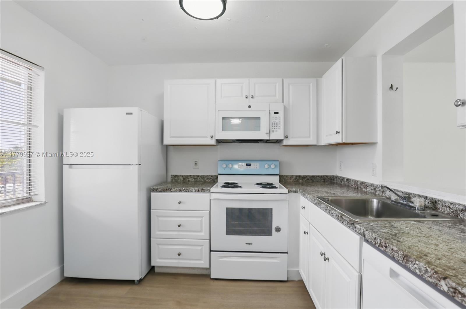8540 N Sherman Cir #408, Miramar, Florida image 25