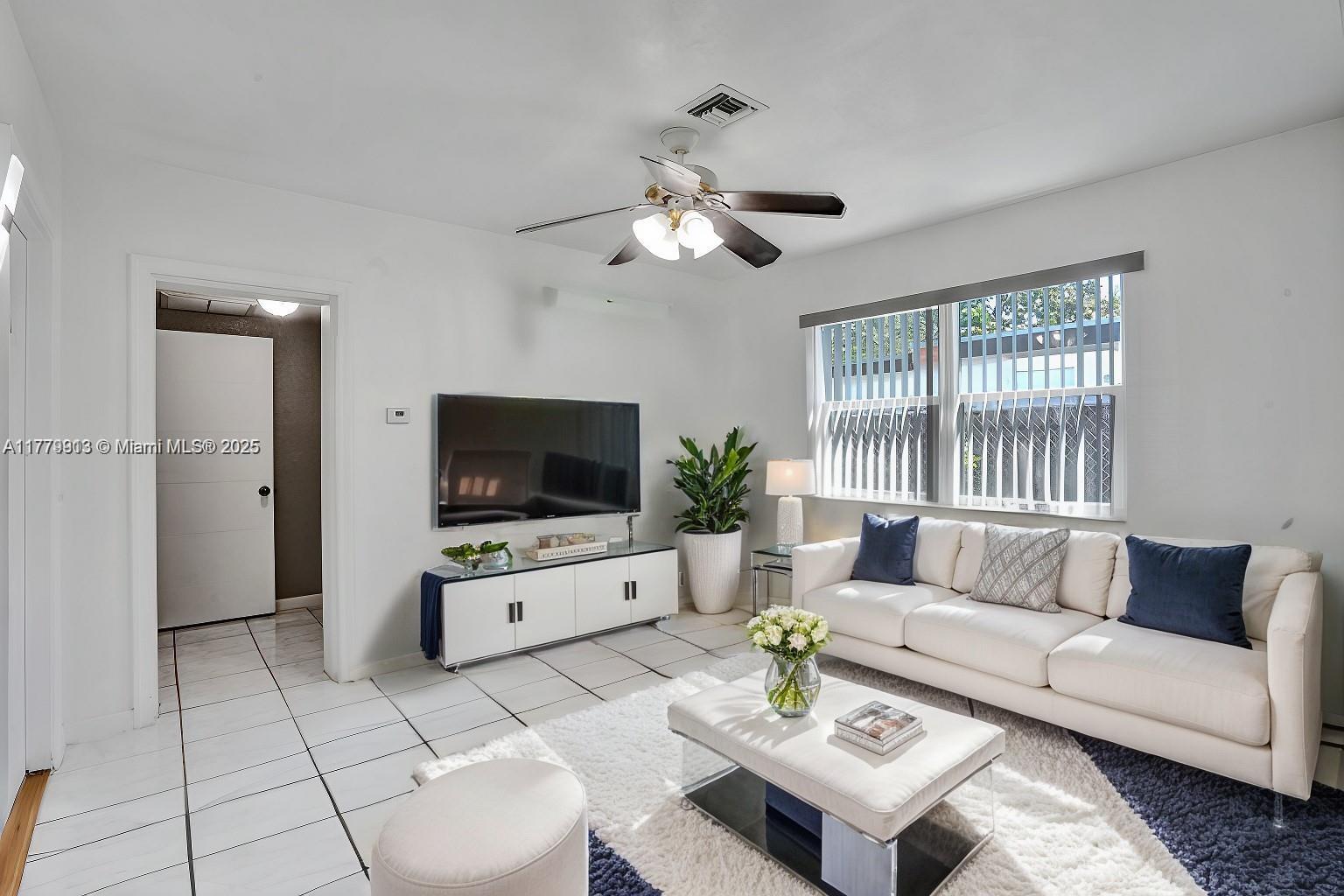 2001 N 26th Ave, Hollywood, Florida image 1