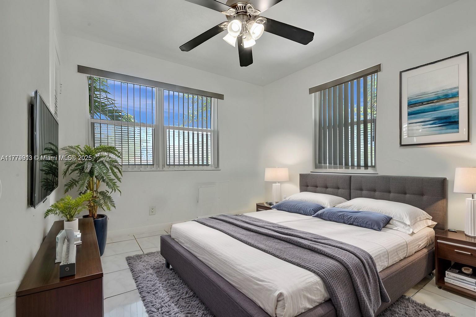 2001 N 26th Ave, Hollywood, Florida image 11