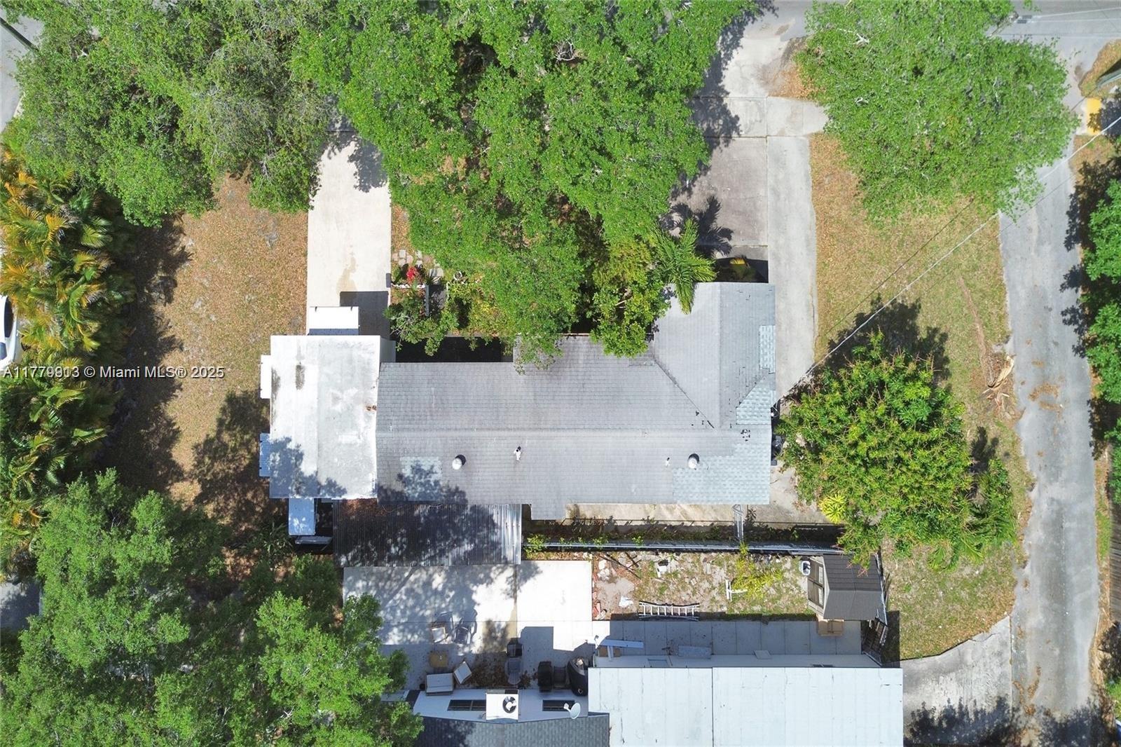 2001 N 26th Ave, Hollywood, Florida image 22