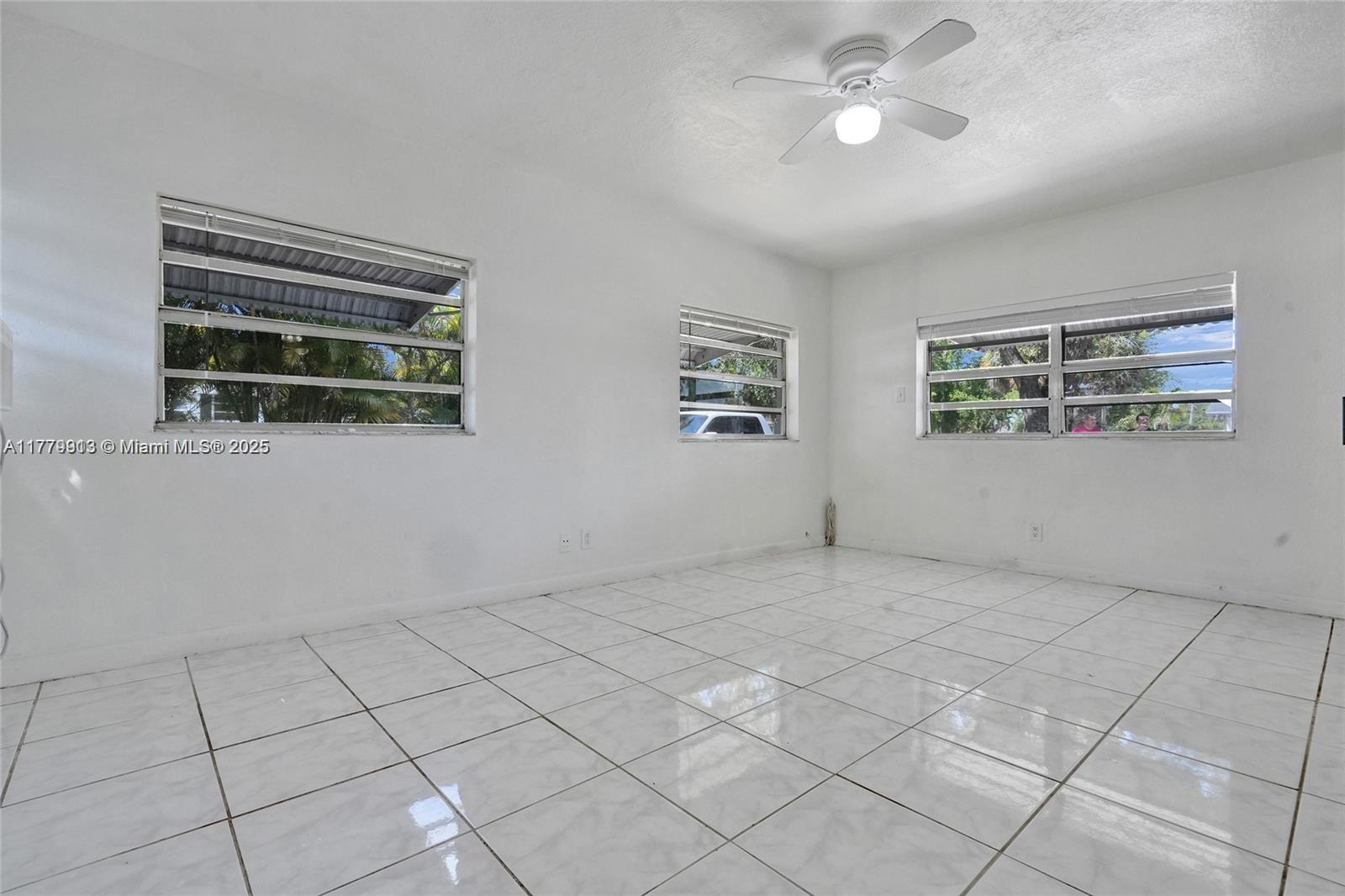 2001 N 26th Ave, Hollywood, Florida image 27