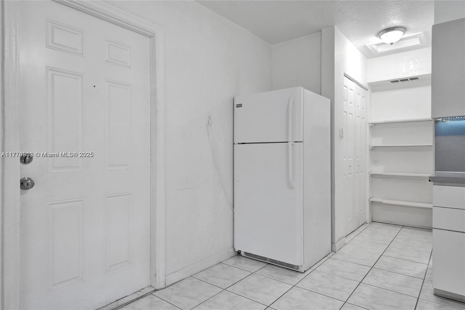 2001 N 26th Ave, Hollywood, Florida image 32