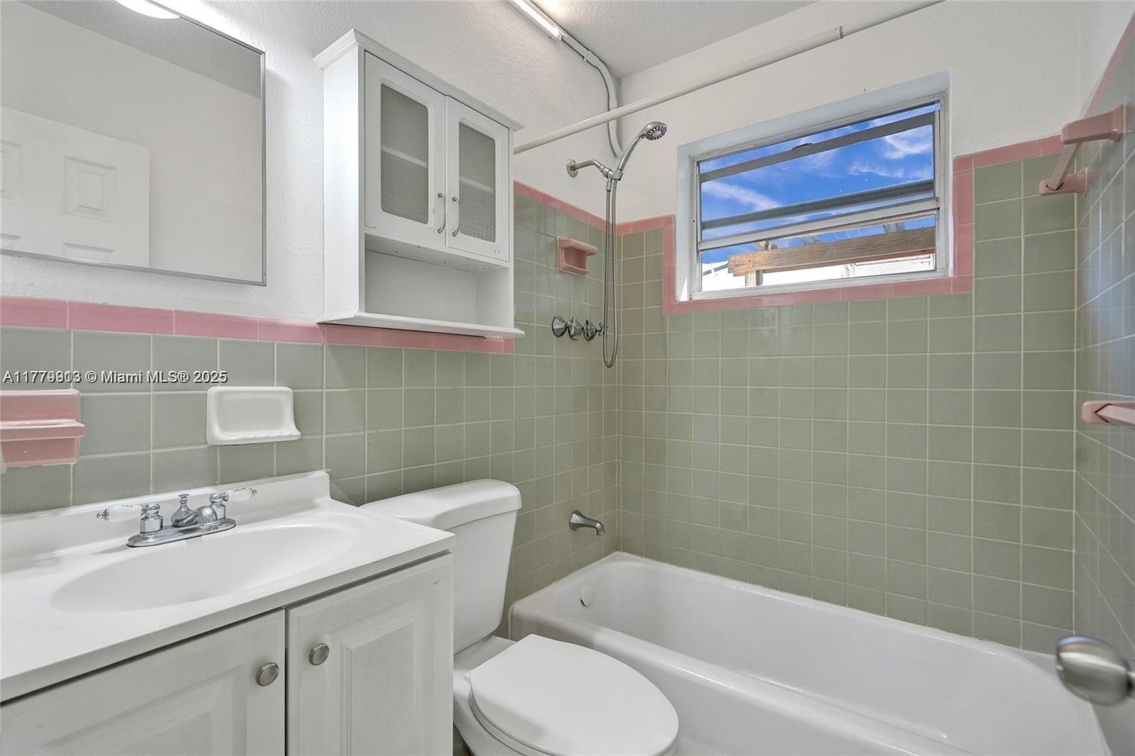 2001 N 26th Ave, Hollywood, Florida image 33