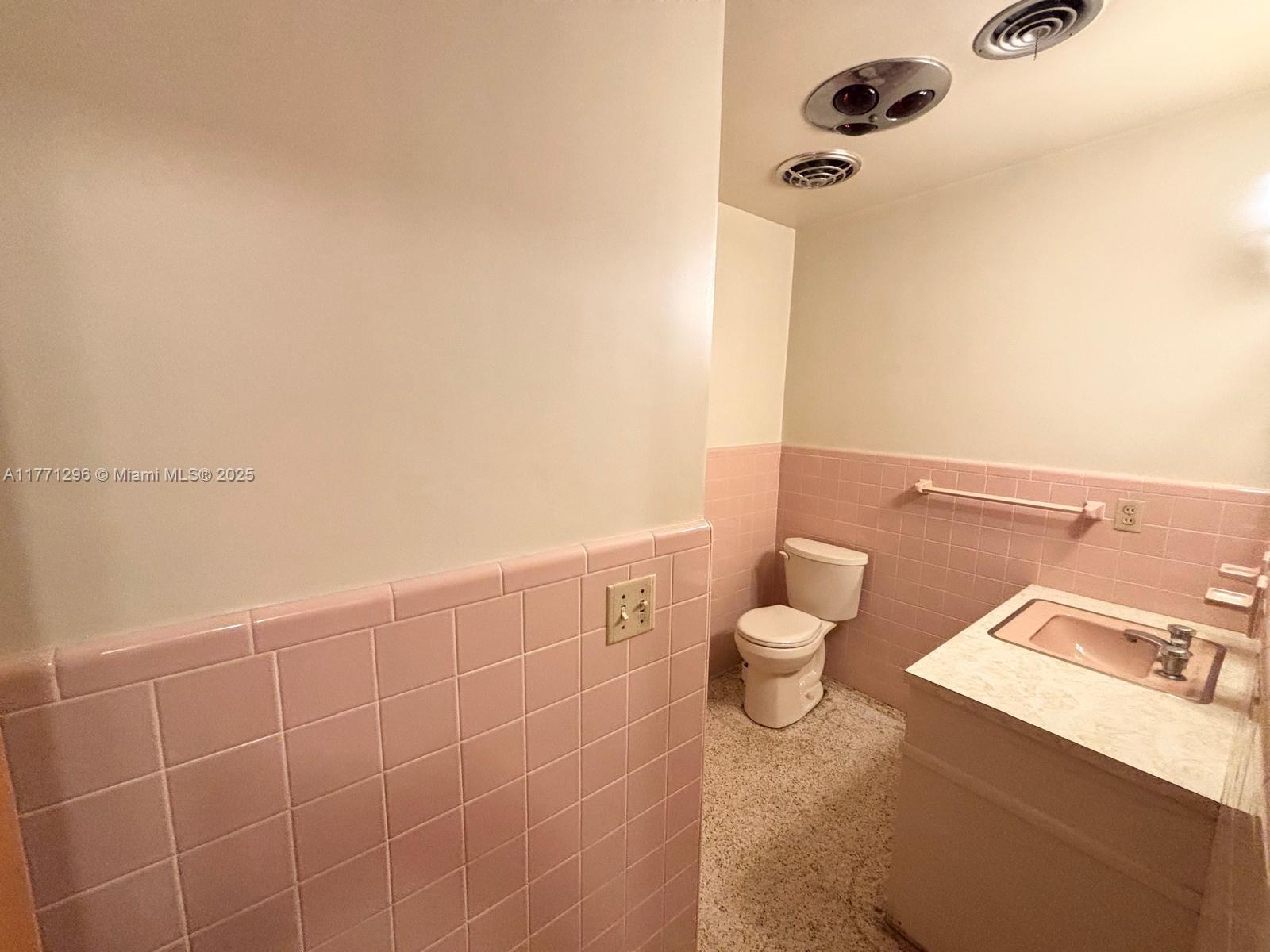 1198 N Country Club Dr, Crystal River, Florida image 32