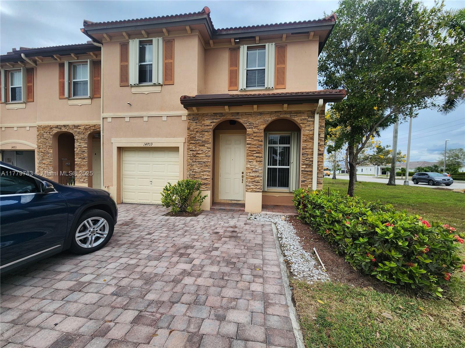 14709 SW 25th St #14709, Miami, Florida image 1