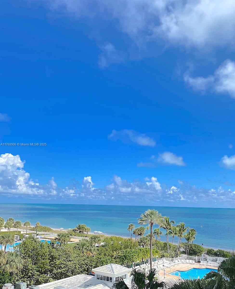 430 Grand Bay Dr 603