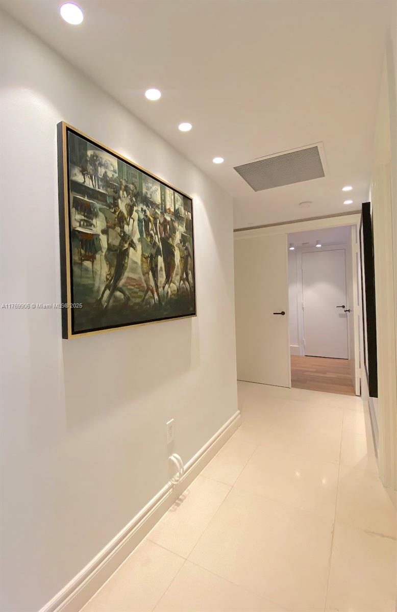 430 Grand Bay Dr 603
