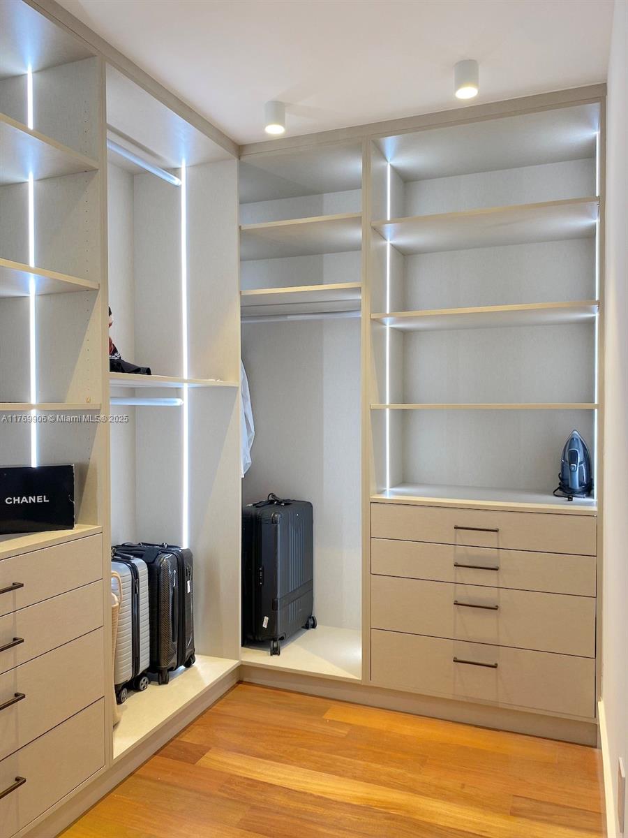 430 Grand Bay Dr 603