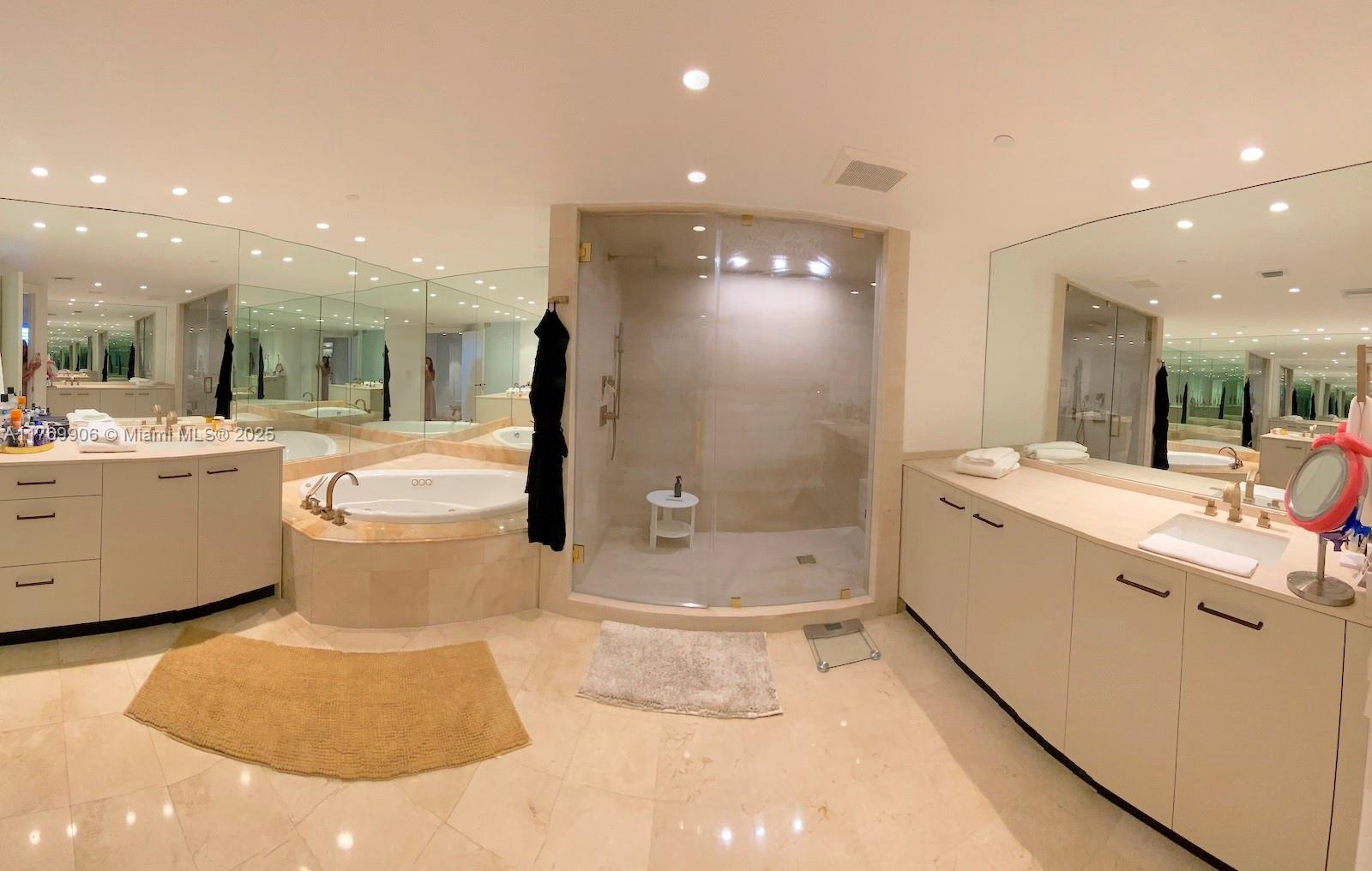 430 Grand Bay Dr 603