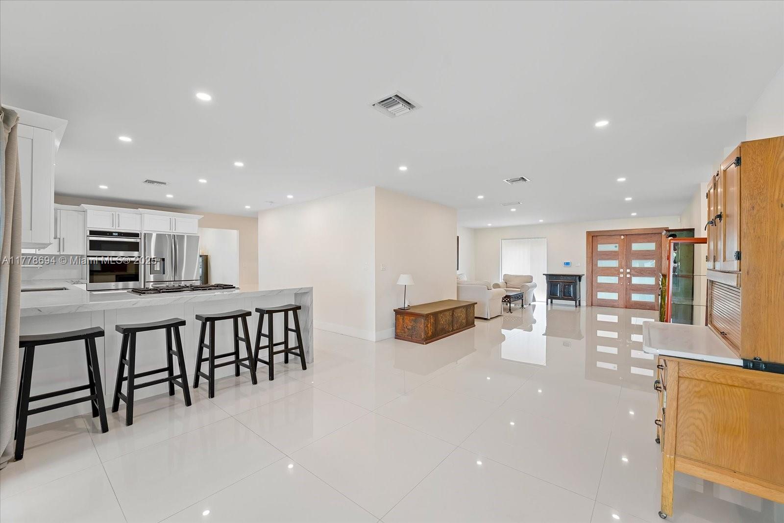 4280 SW 57 Av, Miami, Florida image 8