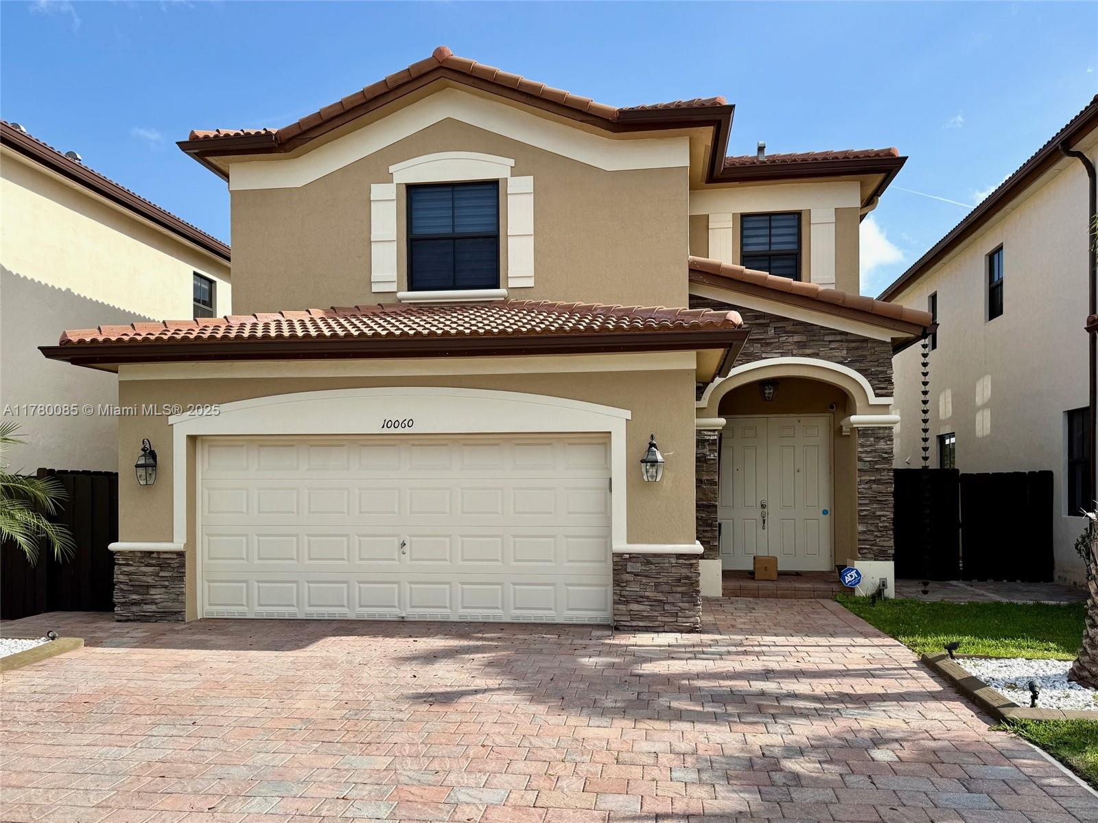 10060 NW 86th Ter, Doral, Florida image 1