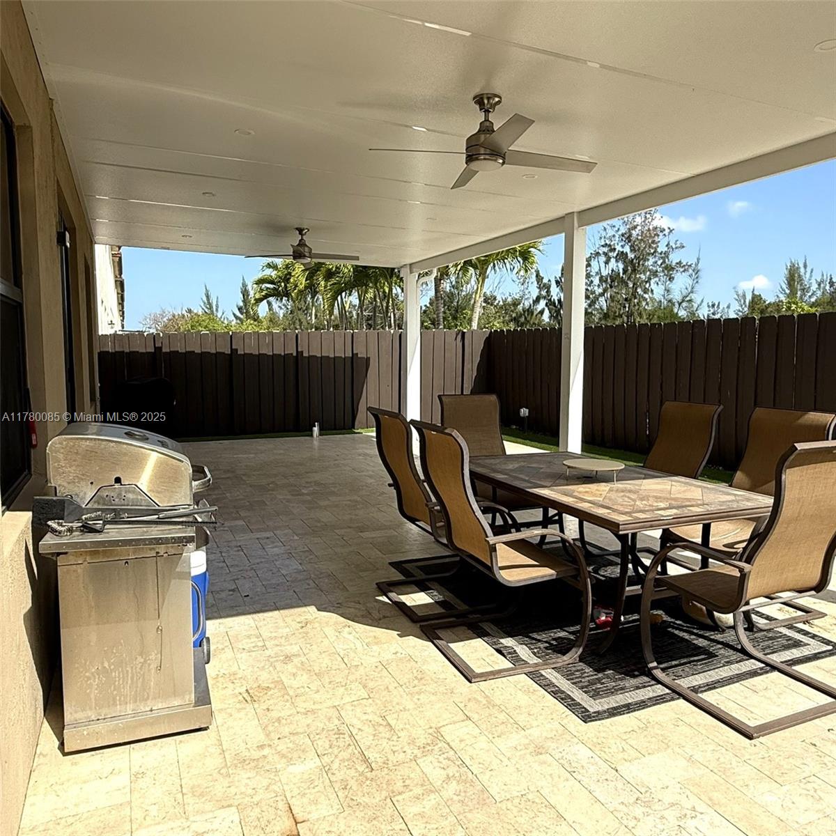 10060 NW 86th Ter, Doral, Florida image 44