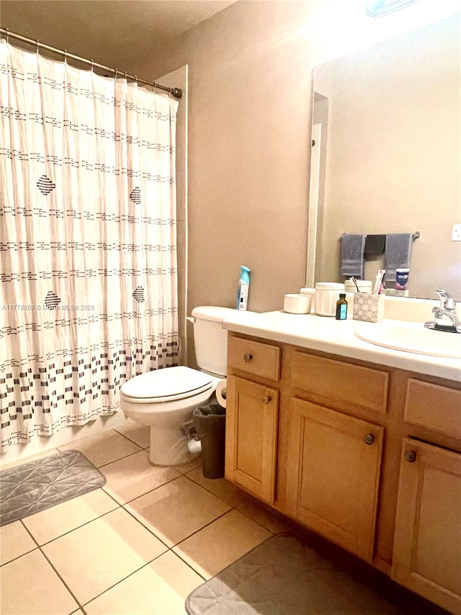 Listing Photo 12