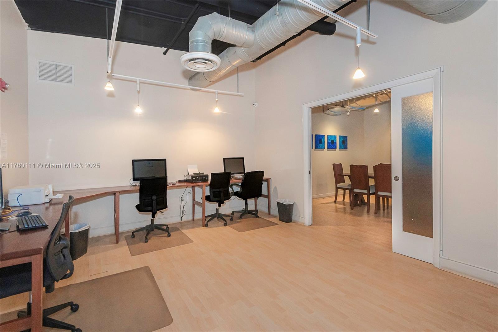 Listing Photo 23