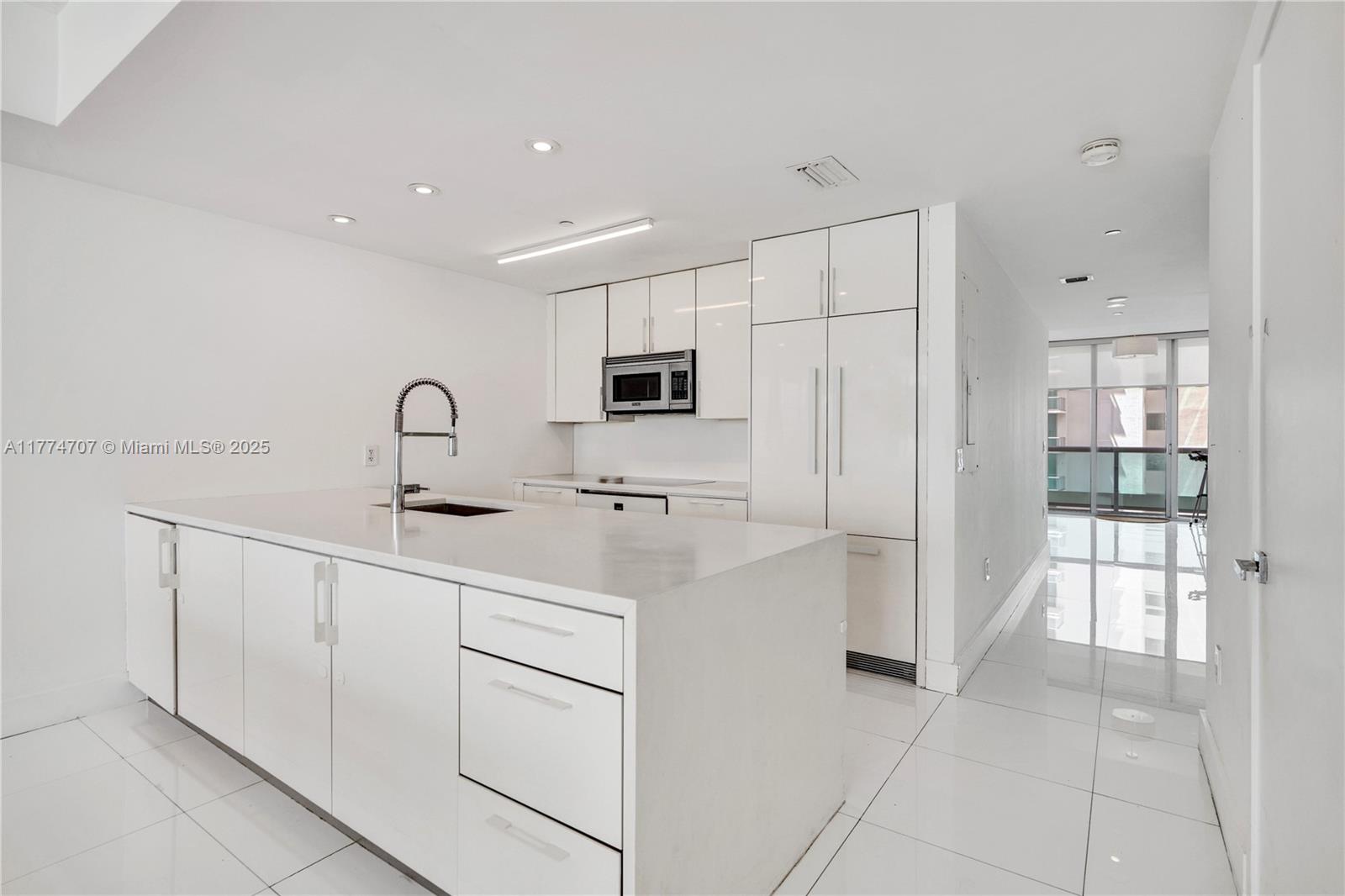 7935 East Dr #803, North Bay Village, Florida image 14