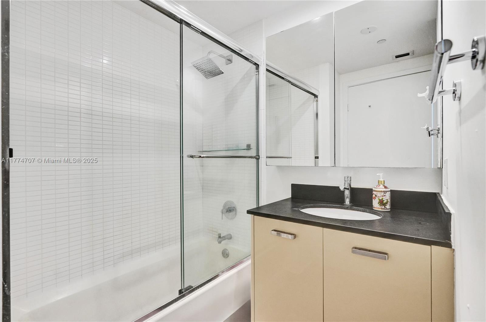 7935 East Dr #803, North Bay Village, Florida image 39