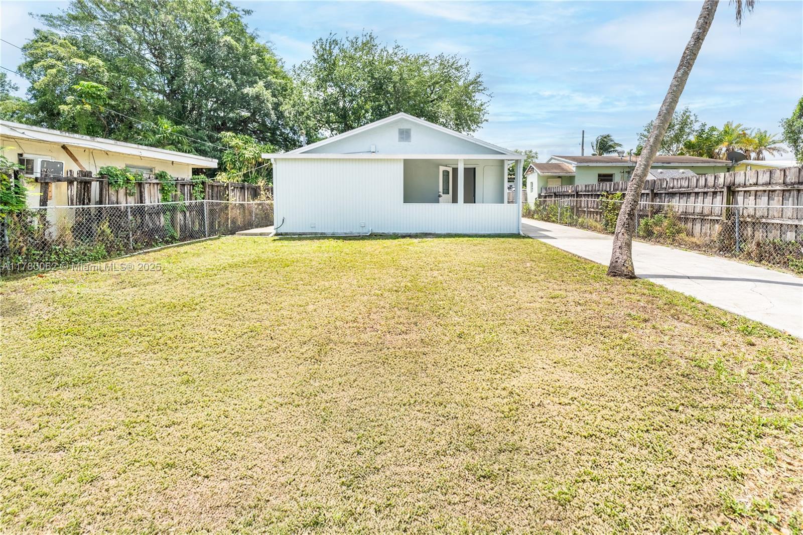 5715 Garfield St, Hollywood, Florida image 13