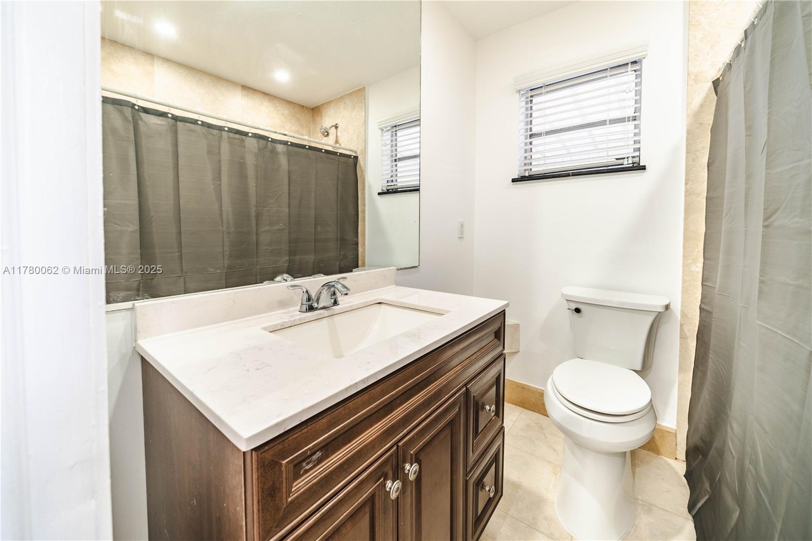 5715 Garfield St, Hollywood, Florida image 40