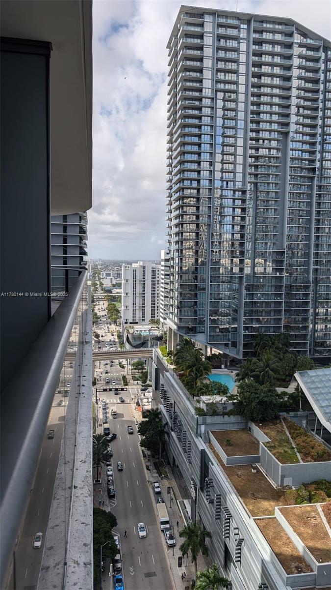 801 S Miami Ave #2208, Miami FL 33130