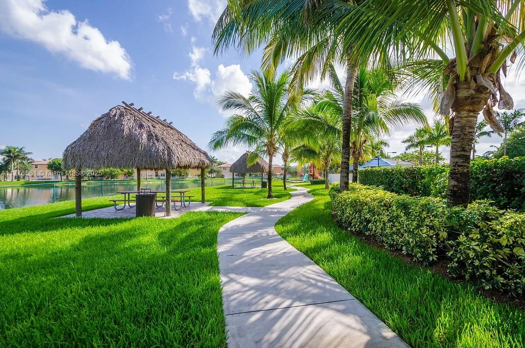 8388 NW 114th Path, Doral, Florida image 43