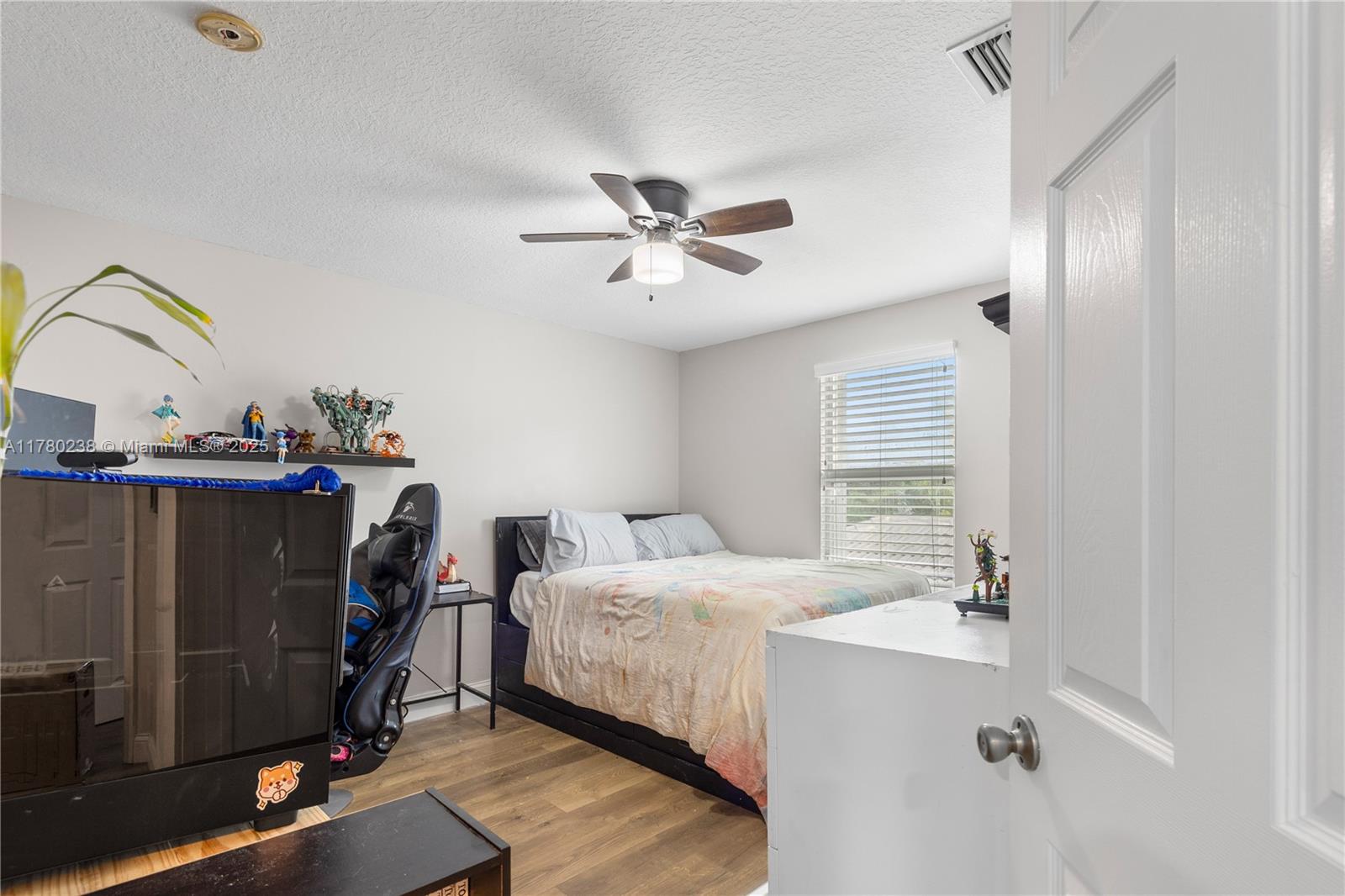 19234 Seneca Ave, Weston, Florida image 11