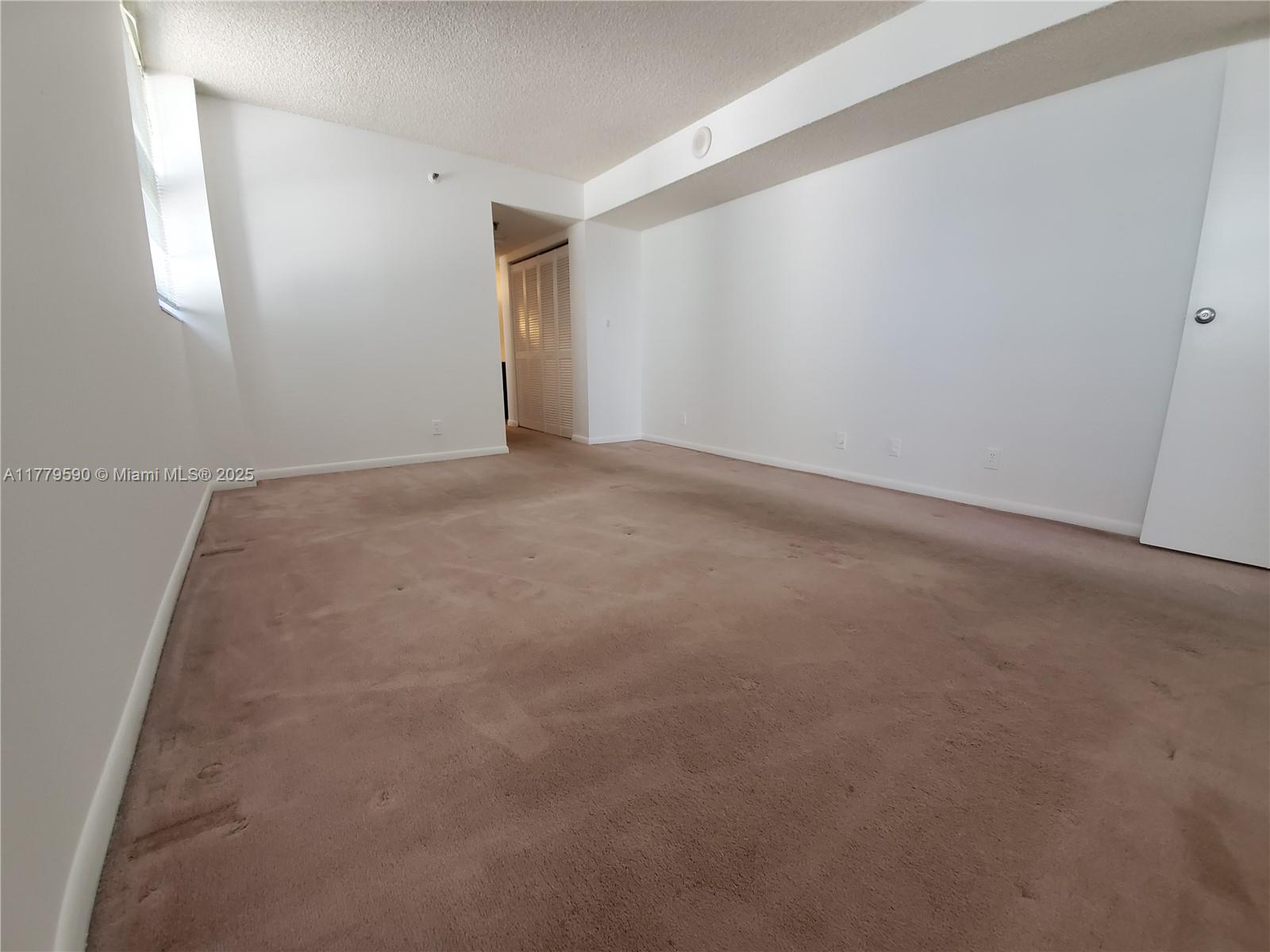 2625 Collins Ave #608, Miami Beach, Florida image 4