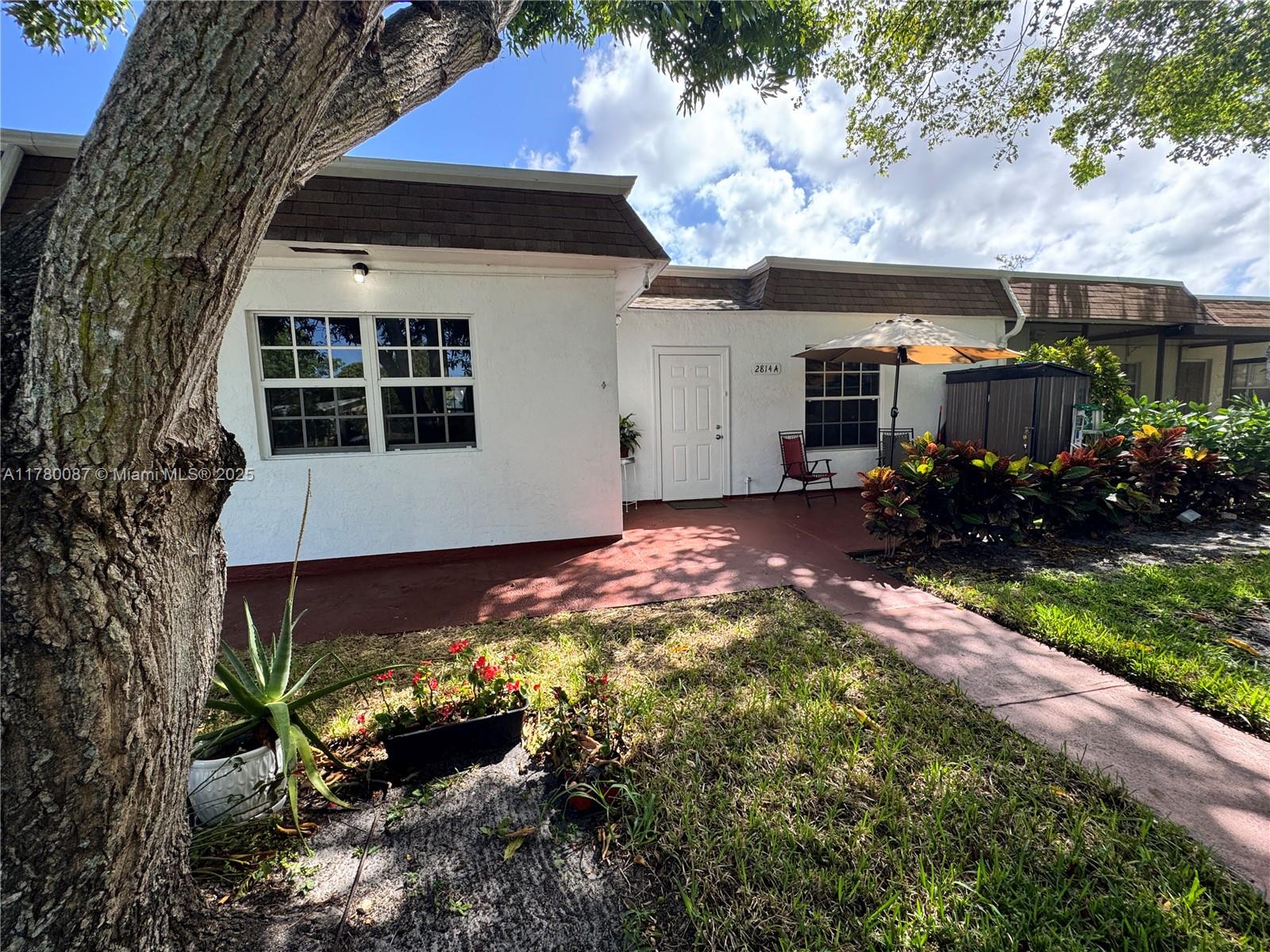 2814 SW Natura Blvd #A, Deerfield Beach, Florida image 2